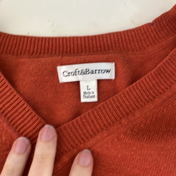 Pumpkin colored V-neck sweater from croft and borrow - Picture 3 of 5